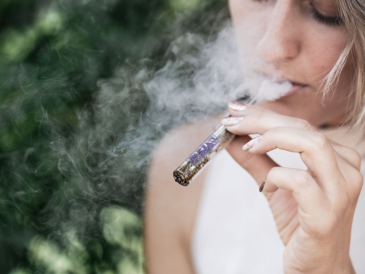 Inhale Wellness: Understanding The Impact Of E-cigarettes On&nbsp;Health